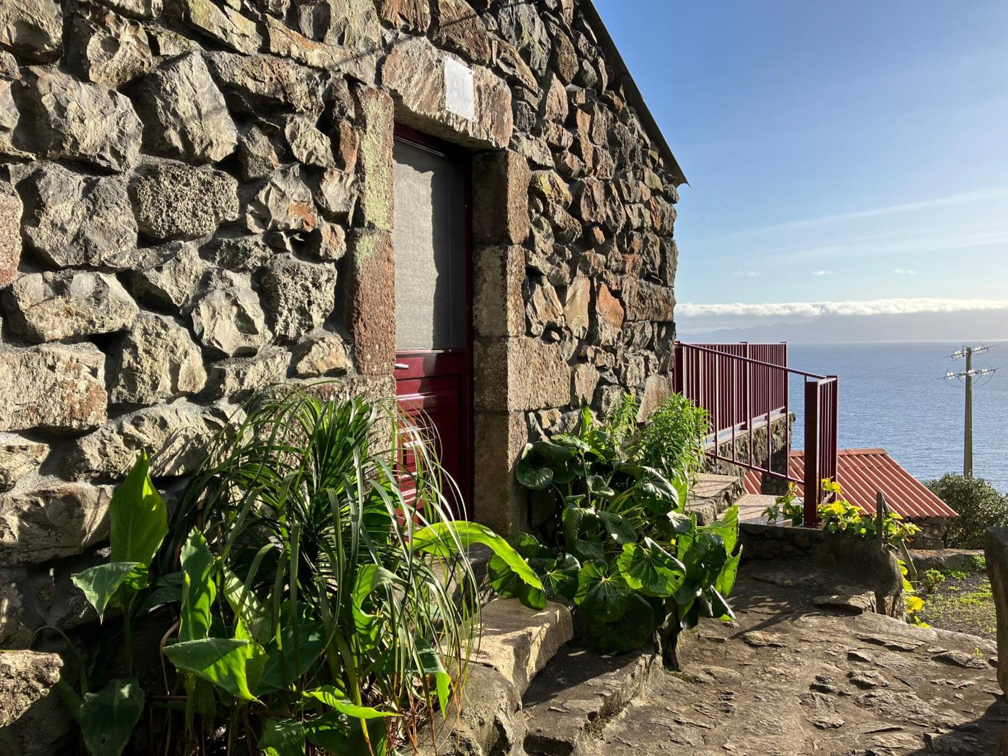 Vistalinda Cabins Calheta  Luaran gambar